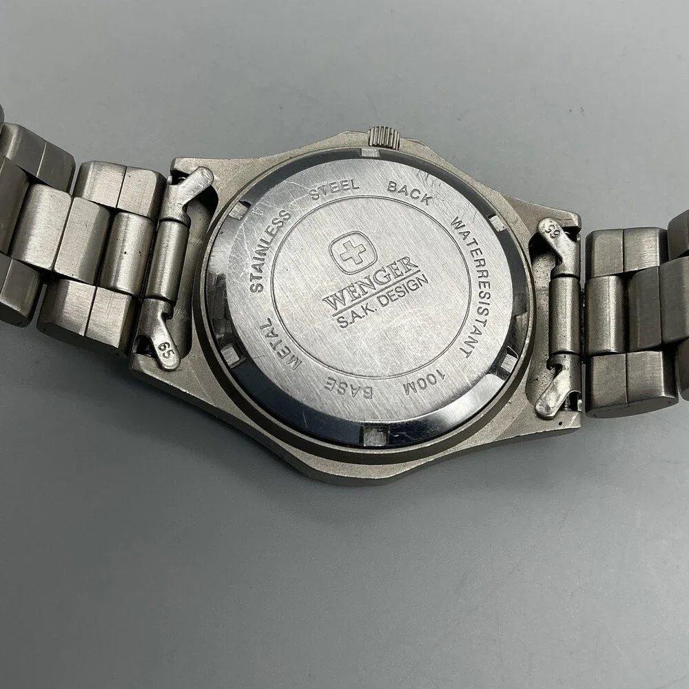 Wenger SAK Design Mens Watch 36mm Black Dial Stainless 100M New Battery 7.25